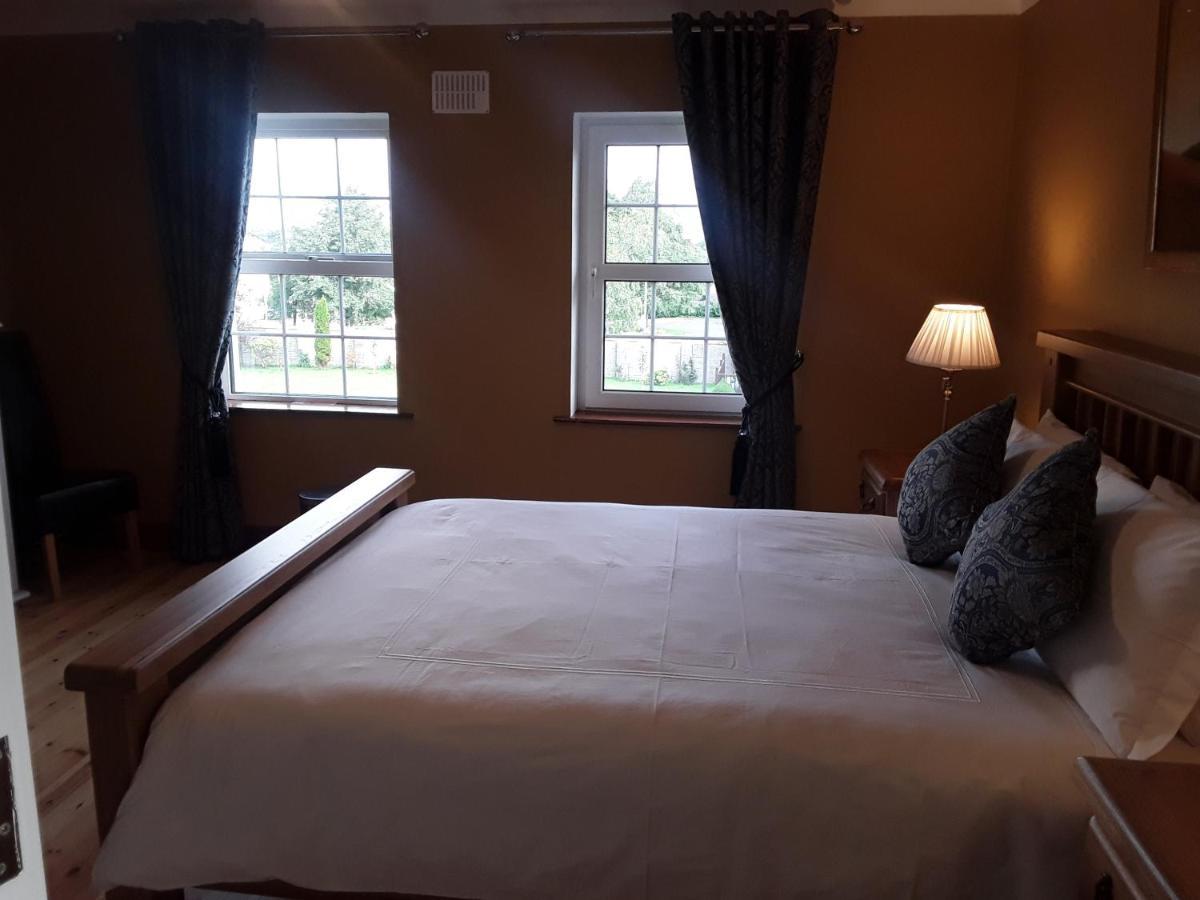 Doonard Manor B&B Craughwell Экстерьер фото